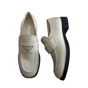 PRADA Enameled Metal Triangle Patent Leather Loafers SIZE 38 Women's